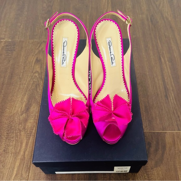 Oscar De La Renta Fuchsia Satin Origami Sling Heels